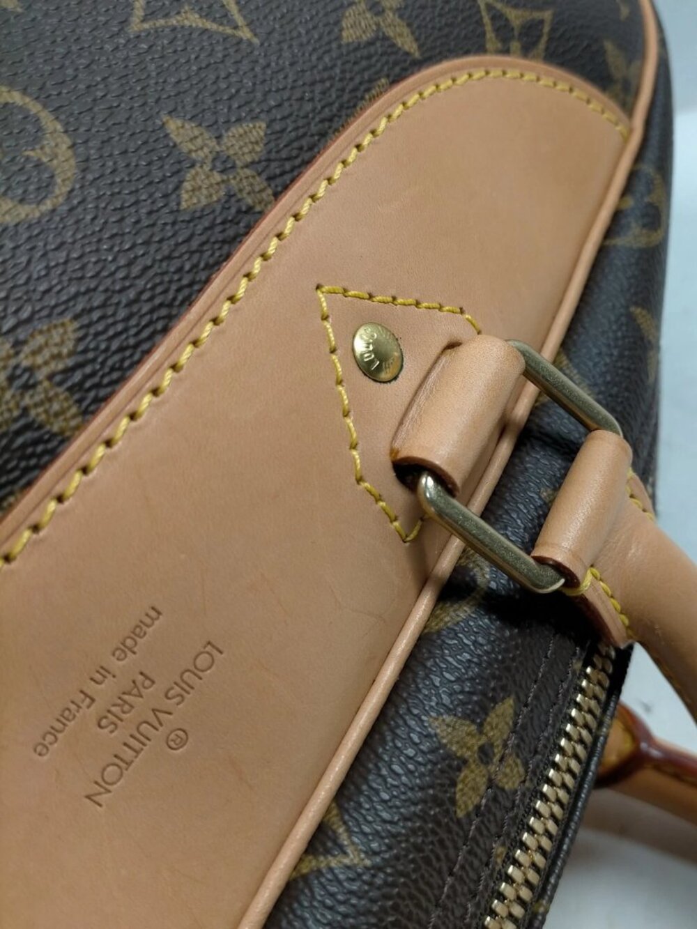 Authentic Louis Vuitton Evasion Monogram Canvas Travel Bag Gym Weekender LV - Picture 9 of 16